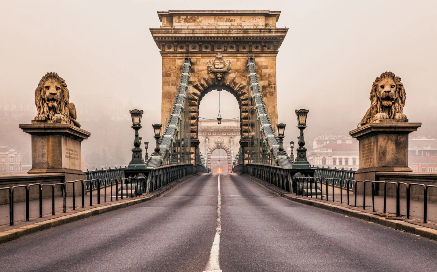 Chain Bridge