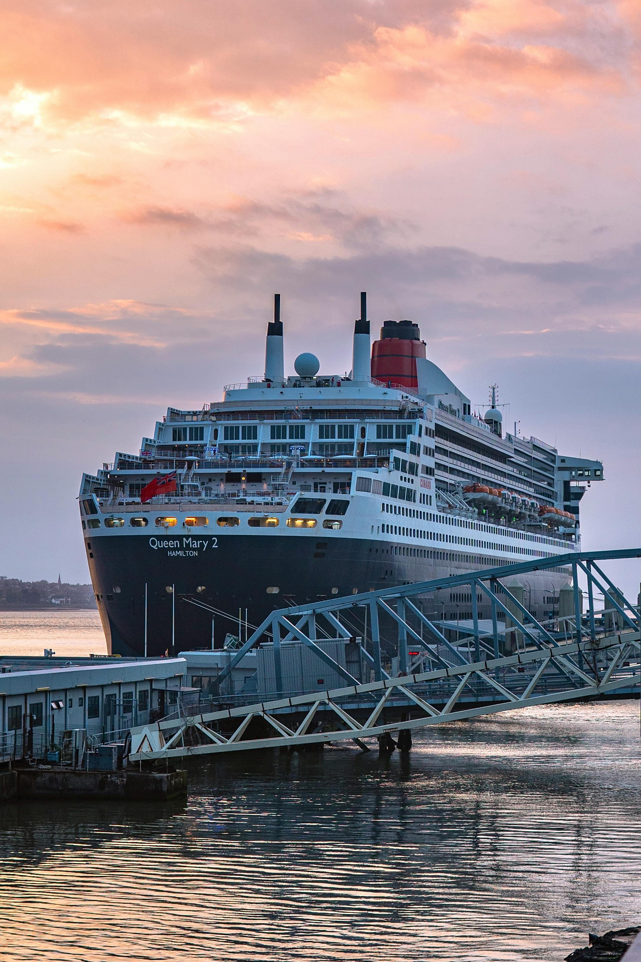 Cunard Queen Mary 2