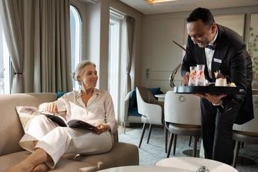 Intimate and Splendid Luxury Cruise Ships
