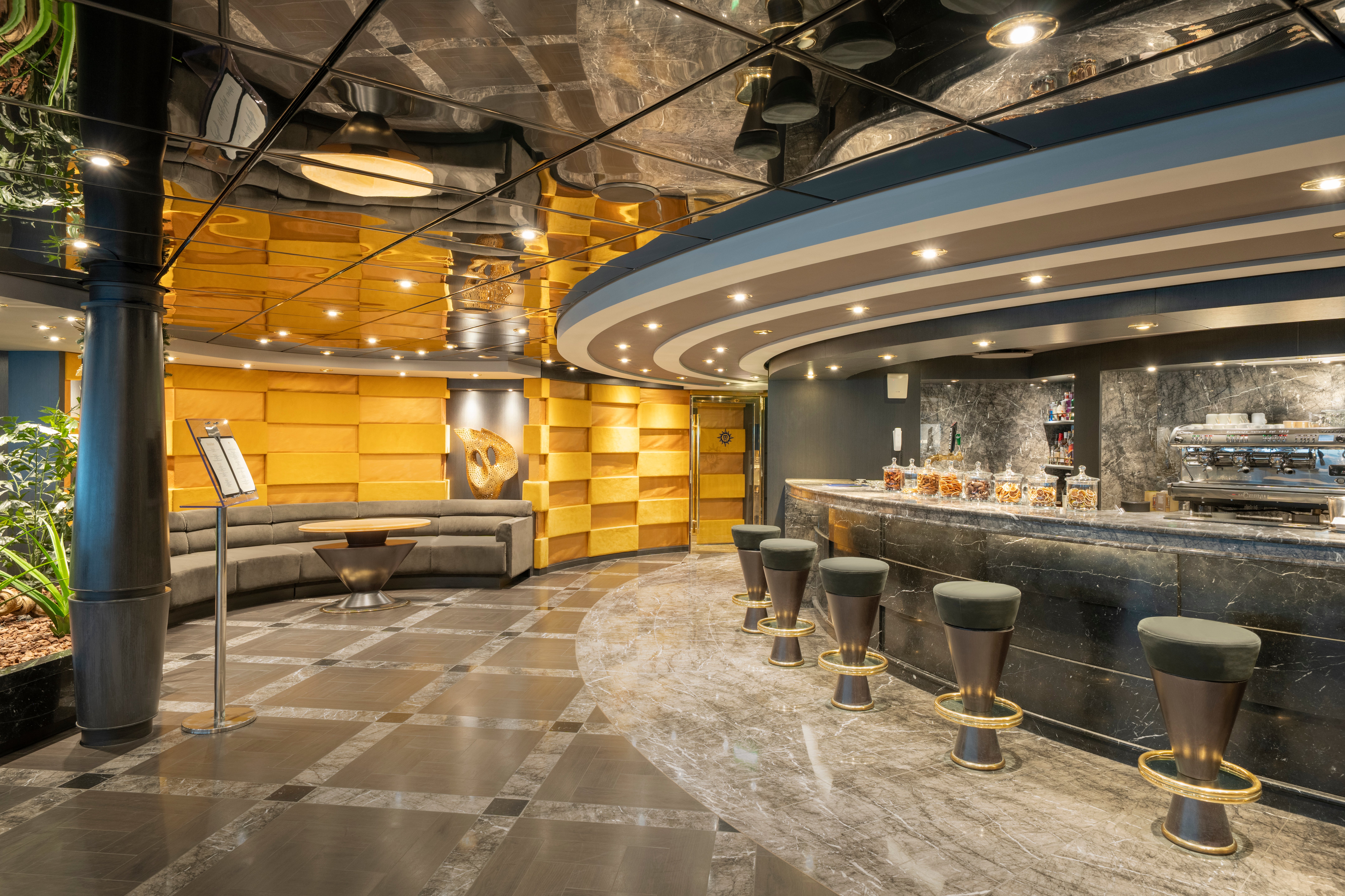 MSC Yacht Club Bar