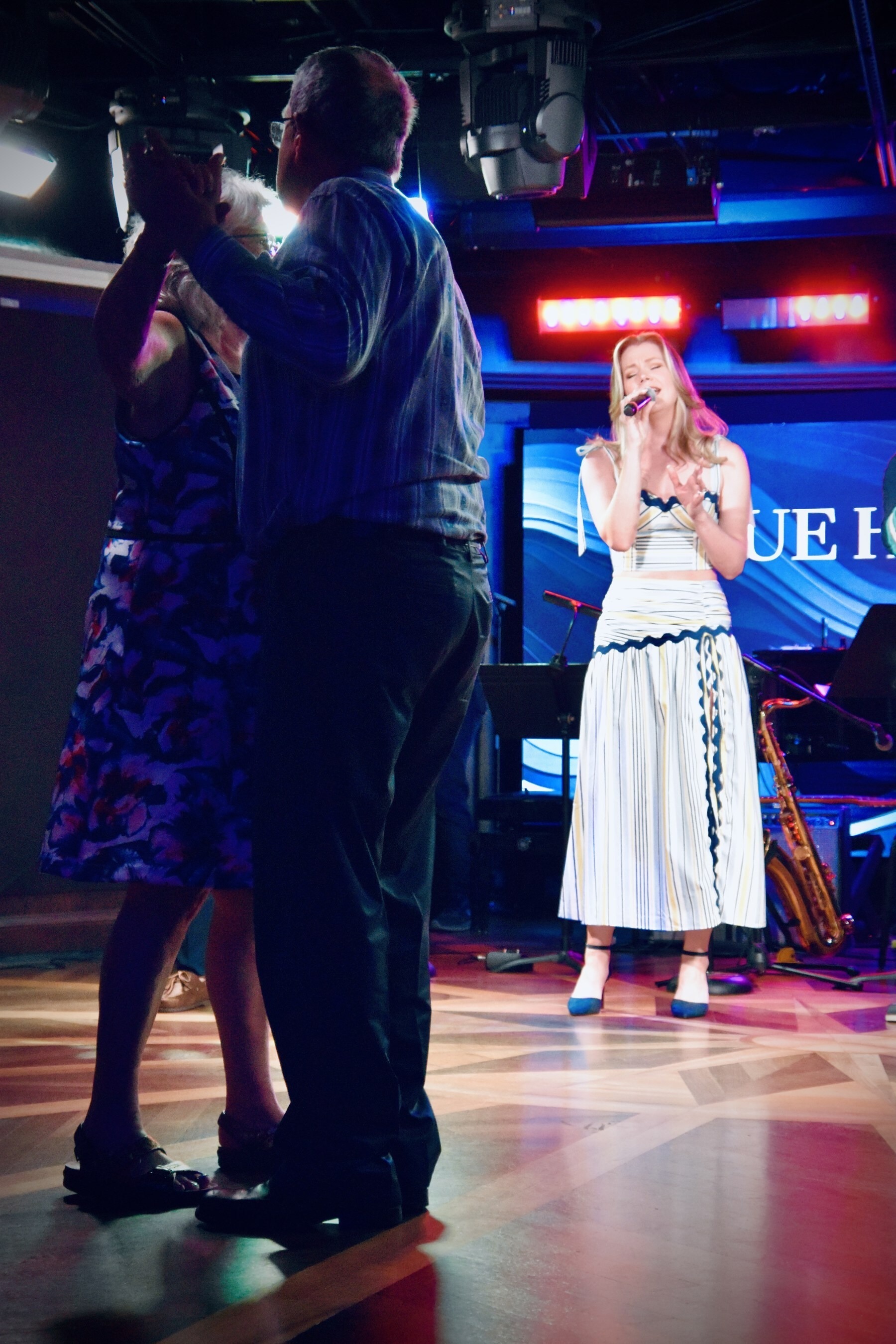 Oceania Cruises The Blue Horizons Party