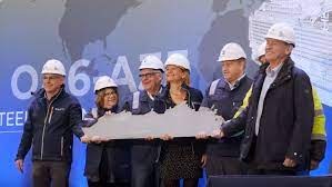 Royal Caribbean Celebrates Steel Cutting of Next Oasis Class Ship