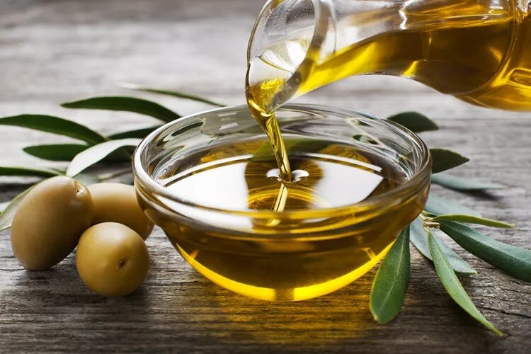 The Art of Olive Oil Making Brindisi